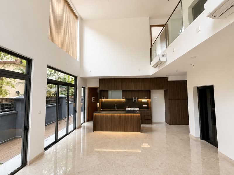 Semi-Detached @ Old Upper Thomson Road, , 5 Bedrooms, 5,337 sqft, Semi-Detached House For Sale, by Joey Chee, 500169334 - Living Room + Kitchen - PropertyGuru.com.sg
