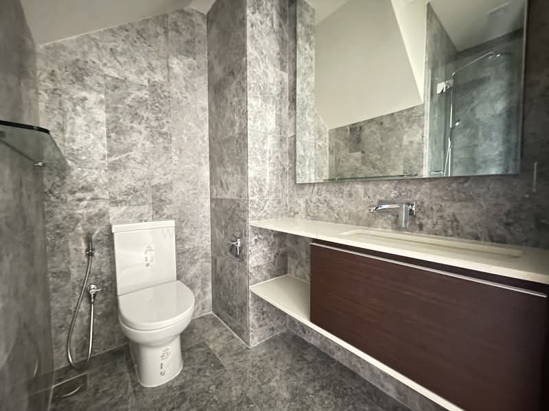Bijou, 2 Jalan Mat Jambol, Studio, 380 sqft, Condominium For Rent, by Wendy Teh, 500169341 - Bathroom - PropertyGuru.com.sg