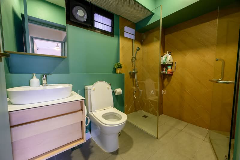 79C Toa Payoh Central, 79C Toa Payoh Central, 3 Bedrooms, 1,184 sqft, HDB Flat For Sale, by Jerryl Tan, 500169348 - Bathroom - PropertyGuru.com.sg