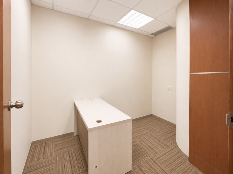 Automobile Megamart, 61 Ubi Avenue 2, 2,526 sqft, Light Industrial (B1) For Rent, by Sim Yuxin, 500169355 - CommercialGuru.com.sg