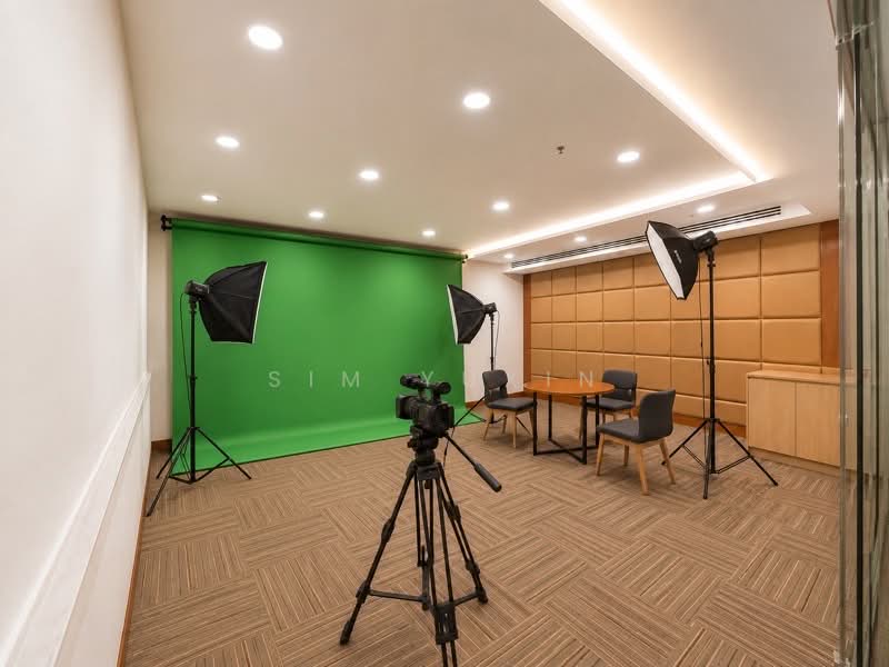 Automobile Megamart, 61 Ubi Avenue 2, 2,526 sqft, Light Industrial (B1) For Rent, by Sim Yuxin, 500169355 - CommercialGuru.com.sg