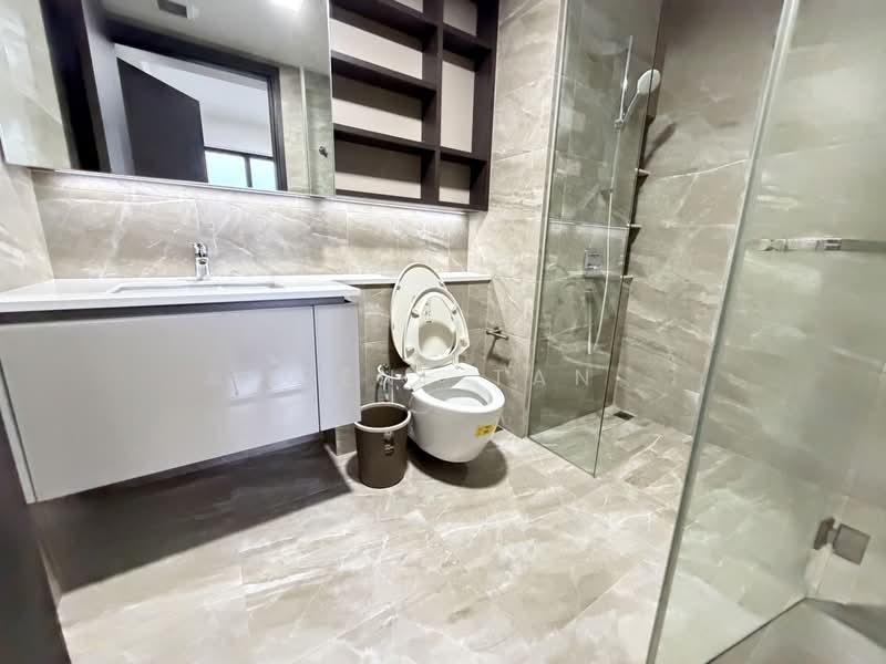 Lake Grande, 10 Jurong Lake Link, 1 Bedroom, 517 sqft, Condominium For Sale, by Irene Tan, 500169364 - Bathroom - PropertyGuru.com.sg