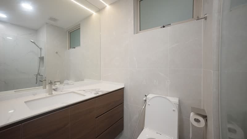 Costa Rhu, 9 Rhu Cross, 2 Bedrooms, 1,399 sqft, Condominium For Rent, by Elaine Ang, 500169366 - Bathroom - PropertyGuru.com.sg
