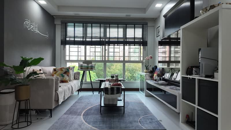 175B Corporation Tiara, 175B Yung Kuang Road, 3 Bedrooms, 1,001 sqft, HDB Flat For Sale, by Zakaria Sulaiman, 500169382 - Living Room - PropertyGuru.com.sg