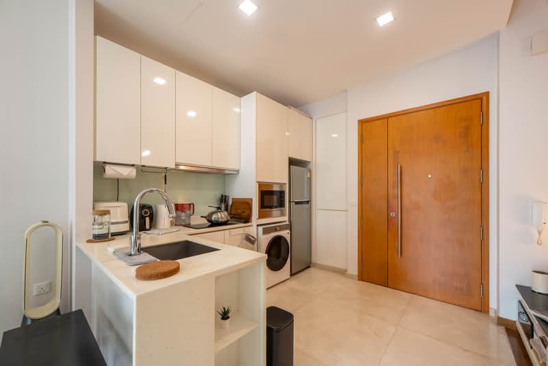 Kingsford Hillview Peak, 103 Hillview Rise, 2 Bedrooms, 603 sqft, Condominium For Sale, by Iris Goh, 500169390 - Kitchen - PropertyGuru.com.sg