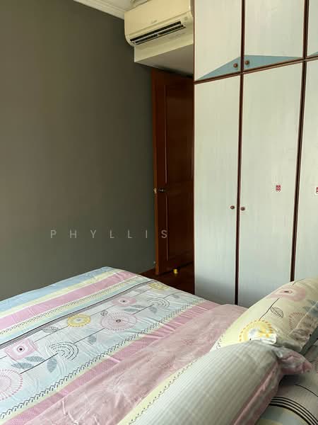 Sunrise Gardens, 57 Sunrise Gardens, Room Rental, 120 sqft, Condominium For Rent, by Phyllis Liew, 500169395 - Bedroom - PropertyGuru.com.sg
