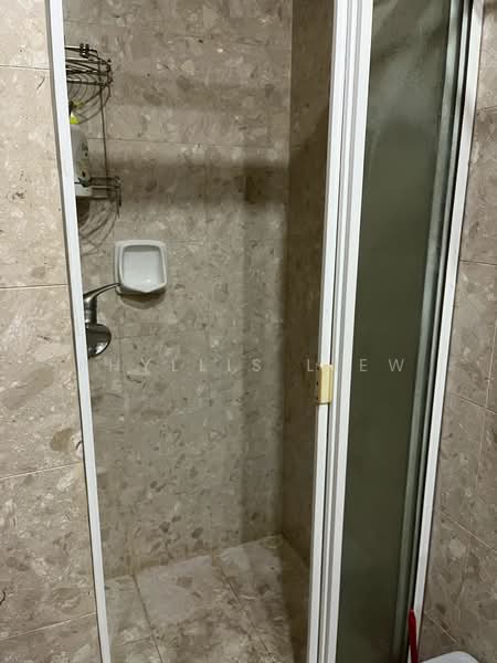 Sunrise Gardens, 57 Sunrise Gardens, Room Rental, 120 sqft, Condominium For Rent, by Phyllis Liew, 500169395 - Bathroom - PropertyGuru.com.sg