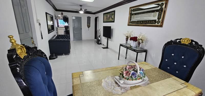 4 Room HDB Near Marsiling MRT, 154 Woodlands Street 13, 3 Bedrooms, 1,001 sqft, HDB Flat For Sale, by Claudia Faith Chua, 500169401 - Living Room - PropertyGuru.com.sg