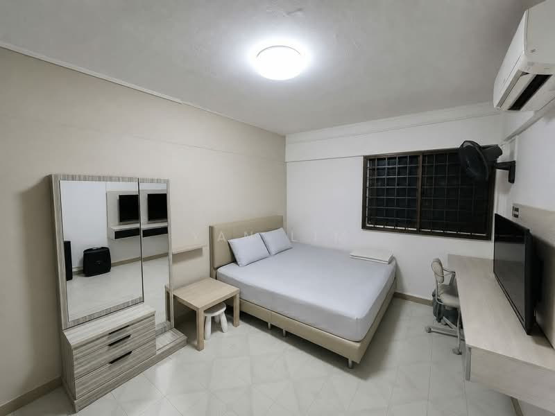 163 Bukit Batok Street 11, 163 Bukit Batok Street 11, 3 Bedrooms, 1,130 sqft, HDB Flat For Sale, by Yan Lim, 500169411 - Bedroom - PropertyGuru.com.sg