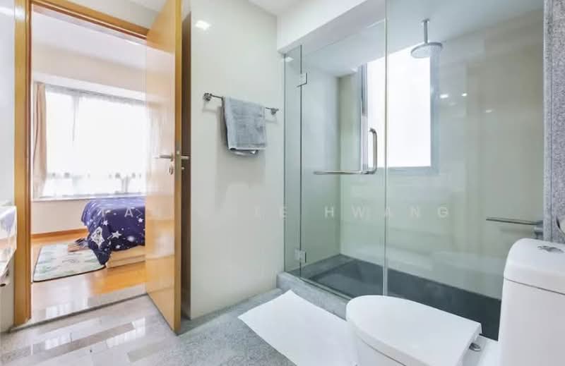 8 @ Mount Sophia, 8 Mount Sophia, 1 Bedroom, 861 sqft, Condominium For Rent, by Tan Chee Hwang, 500169412 - Bathroom - PropertyGuru.com.sg
