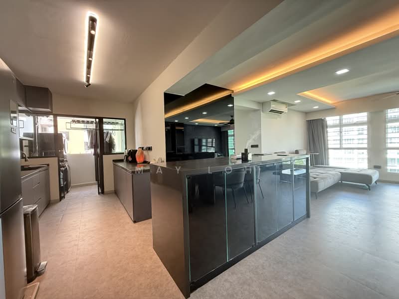 342A Yishun Ring Road, 342A Yishun Ring Road, 3 Bedrooms, 1,216 sqft, HDB Flat For Sale, by May Loh, 500169422 - Kitchen - PropertyGuru.com.sg