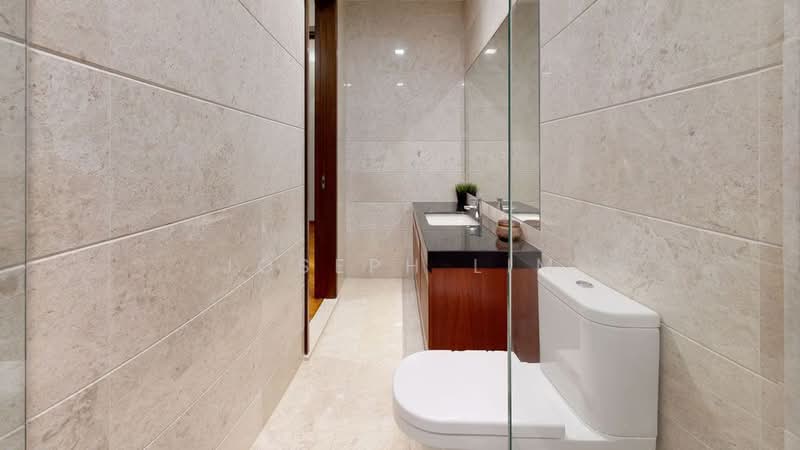 One Tree Hill Collection, Jalan Arnap, 5 Bedrooms, 4,180 sqft, Semi-Detached House For Rent, by Joseph Lim, 500169433 - Bathroom - PropertyGuru.com.sg