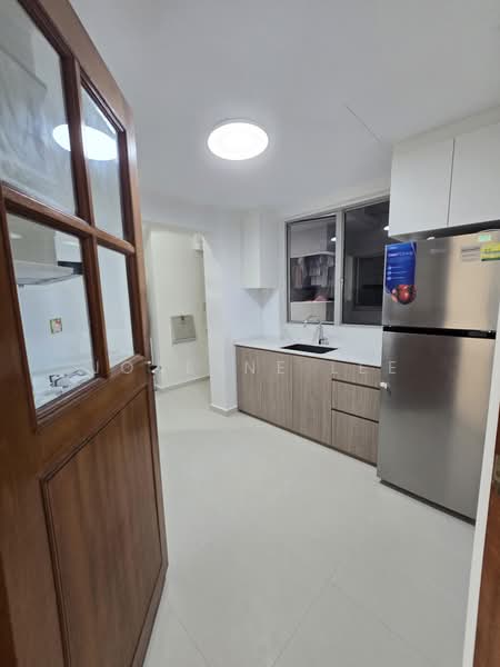The Bayshore, 30 Bayshore Road, 2 Bedrooms, 948 sqft, Condominium For Rent, by Joalyne Lee, 500169434 - Kitchen - PropertyGuru.com.sg