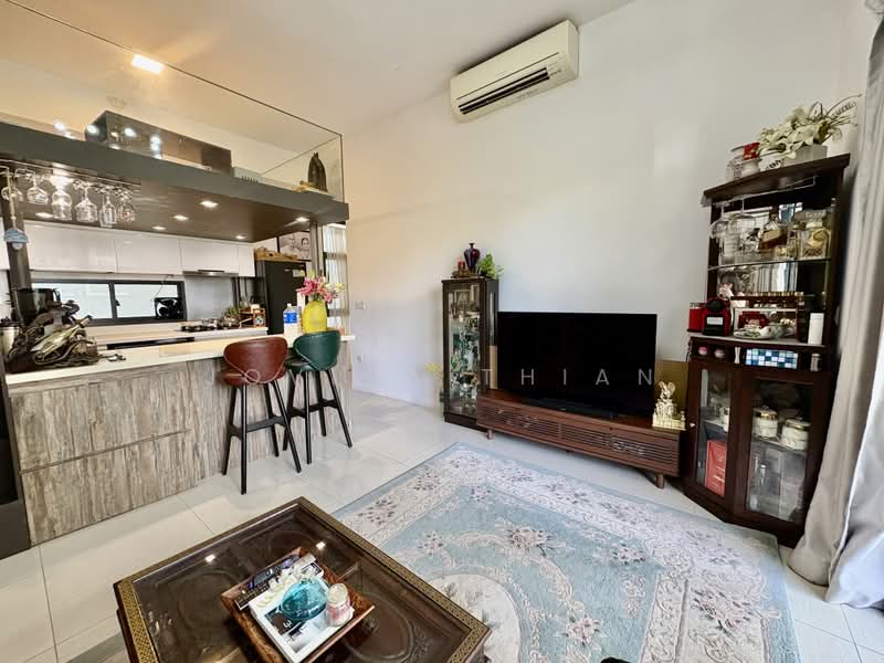 Boathouse Residences, 33 Upper Serangoon View, 3 Bedrooms, 915 sqft, Condominium For Sale, by Jovina Thian, 500169438 - Living Room - PropertyGuru.com.sg