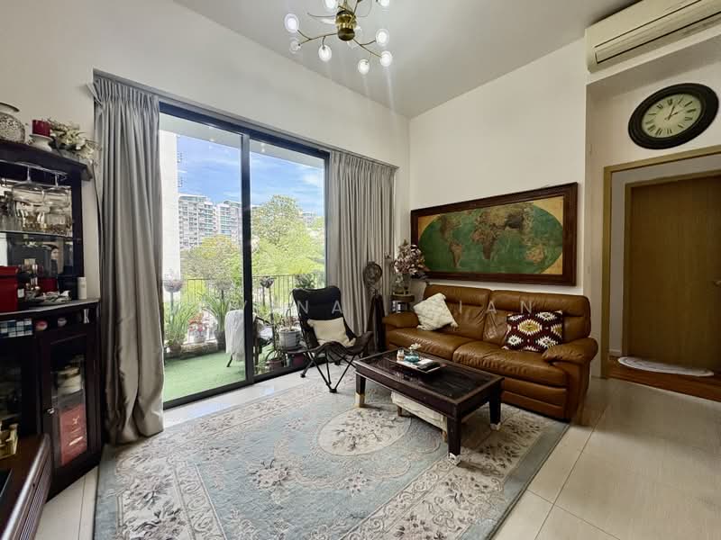 Boathouse Residences, 33 Upper Serangoon View, 3 Bedrooms, 915 sqft, Condominium For Sale, by Jovina Thian, 500169438 - Living Room - PropertyGuru.com.sg