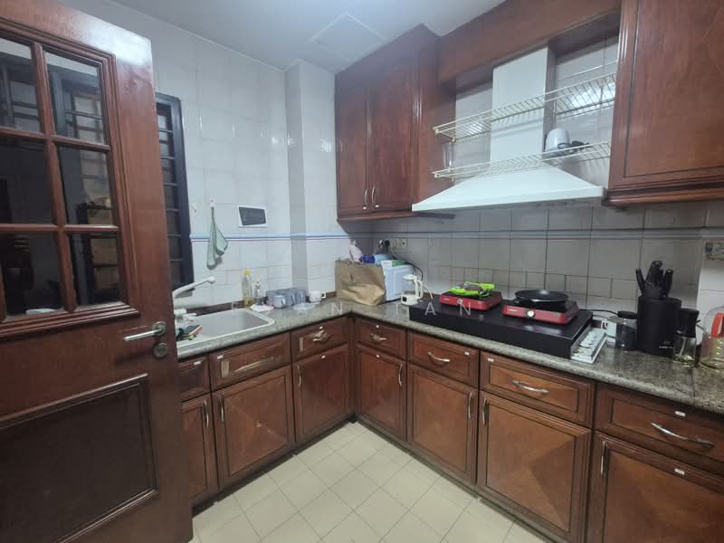 Dover Parkview, 30 Dover Rise, Room Rental, 150 sqft, Condominium For Rent, by Evan Tan, 500169439 - Kitchen - PropertyGuru.com.sg