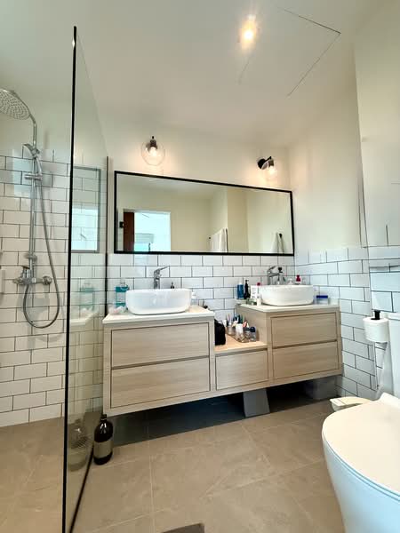 Springdale Condo, 49 Hindhede Walk, 3 Bedrooms, 1,119 sqft, Condominium For Rent, by Loke Xian Xun, 500169442 - PropertyGuru.com.sg