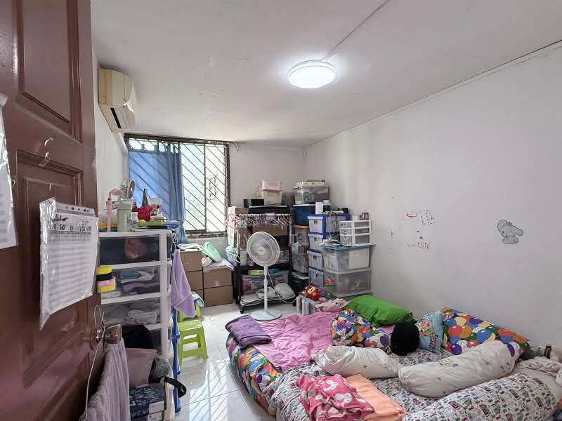613 Hougang Avenue 8, 613 Hougang Avenue 8, 3 Bedrooms, 1,119 sqft, HDB Flat For Sale, by Ivy Tay, 500169444 - Bedroom - PropertyGuru.com.sg