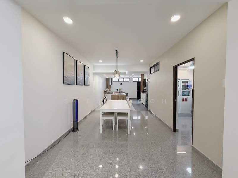 Sennett Estate, Willow Avenue, 4 Bedrooms, 2,500 sqft, Terraced House For Sale, by Sherry Goh, 500169448 - Dining Room - PropertyGuru.com.sg