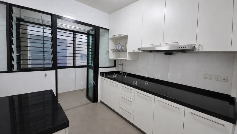 506B Yishun Avenue 4, 506B Yishun Avenue 4, 2 Bedrooms, 731 sqft, HDB Flat For Sale, by Tan Puay Hwee Katrina, 500169450 - Kitchen - PropertyGuru.com.sg