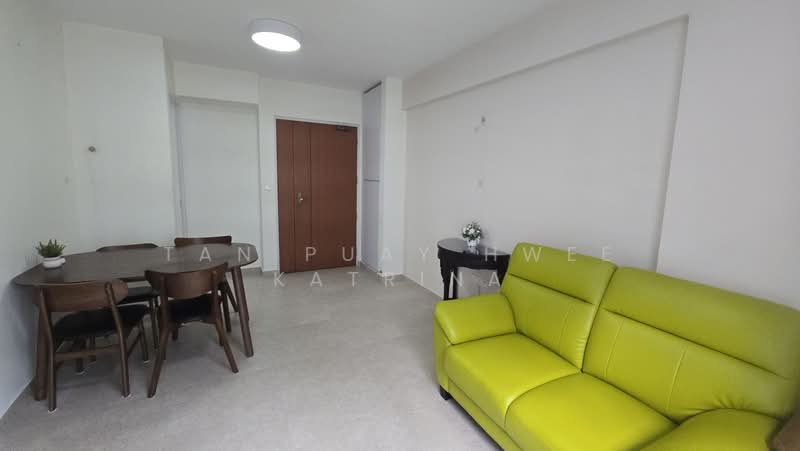 506B Yishun Avenue 4, 506B Yishun Avenue 4, 2 Bedrooms, 731 sqft, HDB Flat For Sale, by Tan Puay Hwee Katrina, 500169450 - Living Room - PropertyGuru.com.sg