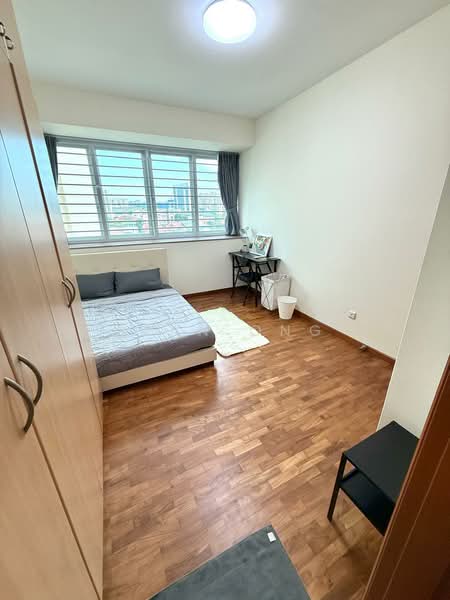 Queens, 12 Stirling Road, Room Rental, 200 sqft, Condominium For Rent, by Sean Ong, 500169451 - Bedroom - PropertyGuru.com.sg