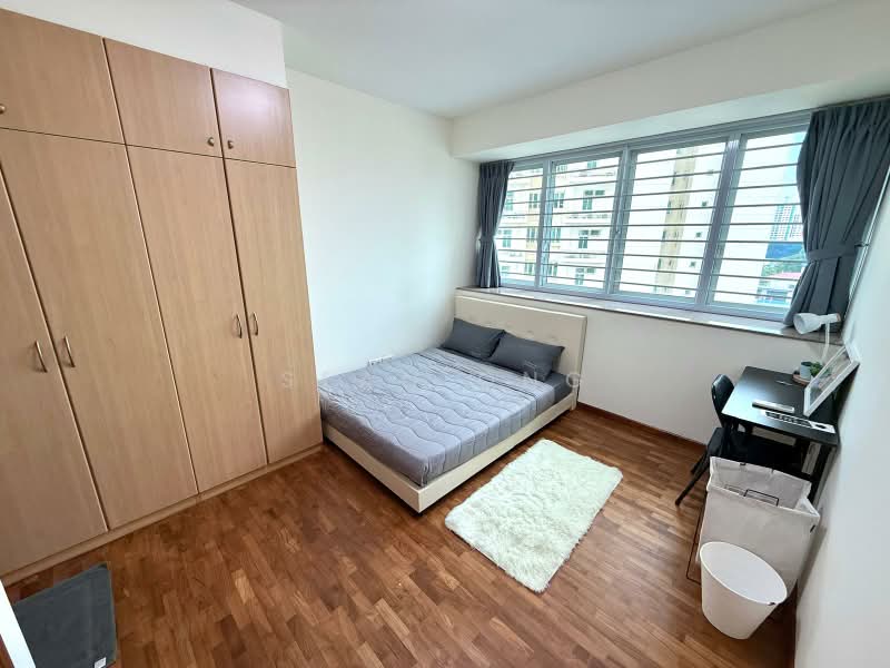 Queens, 12 Stirling Road, Room Rental, 200 sqft, Condominium For Rent, by Sean Ong, 500169451 - Bedroom - PropertyGuru.com.sg