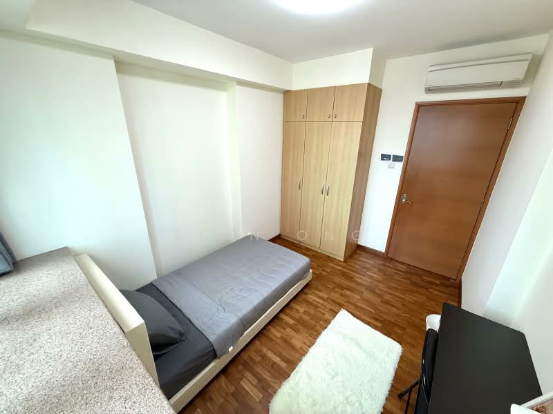 Queens, 12 Stirling Road, Room Rental, 110 sqft, Condominium For Rent, by Sean Ong, 500169452 - Bedroom - PropertyGuru.com.sg