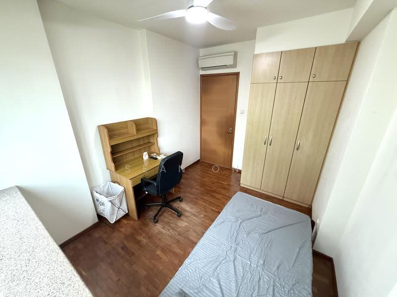Queens, 12 Stirling Road, Alexandra / Commonwealth, Room Rental, 110 sqft, Condominium For Rent, by Sean Ong, 500169452 - Study - PropertyGuru.com.sg