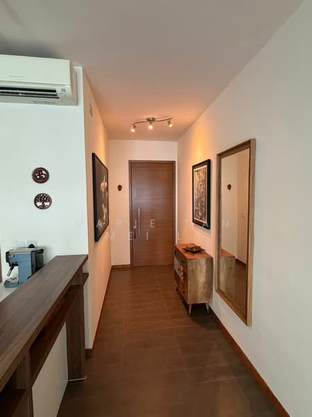 Double Bay Residences, 19B Simei Street 4, 3 Bedrooms, 1,270 sqft, Condominium For Rent, by Marie Tan Mei Li, 500169455 - Entrance - PropertyGuru.com.sg