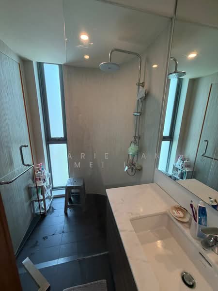 Double Bay Residences, 19B Simei Street 4, 3 Bedrooms, 1,270 sqft, Condominium For Rent, by Marie Tan Mei Li, 500169455 - Bathroom - PropertyGuru.com.sg