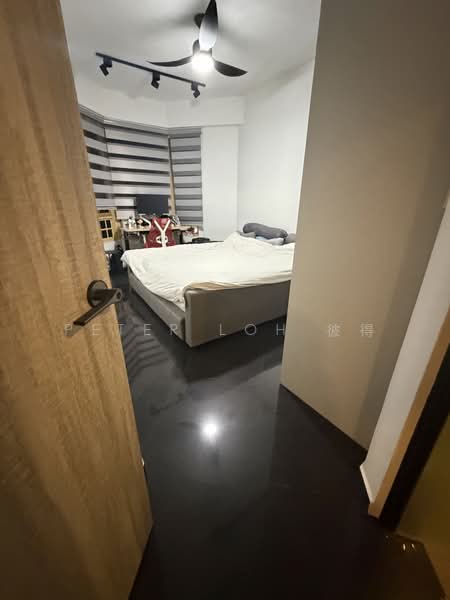 Villa Marina, 21 Jalan Sempadan, 3 Bedrooms, 1,281 sqft, Condominium For Sale, by Peter Loh 彼得, 500169462 - Master Bedroom with Ensuite Toilet - PropertyGuru.com.sg
