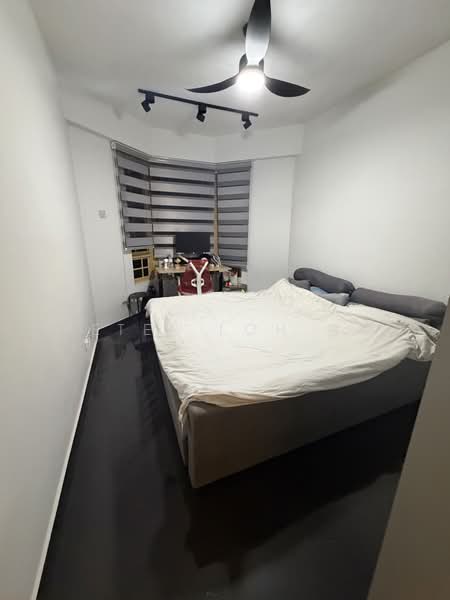 Villa Marina, 21 Jalan Sempadan, 3 Bedrooms, 1,281 sqft, Condominium For Sale, by Peter Loh 彼得, 500169462 - Master Bedroom - PropertyGuru.com.sg