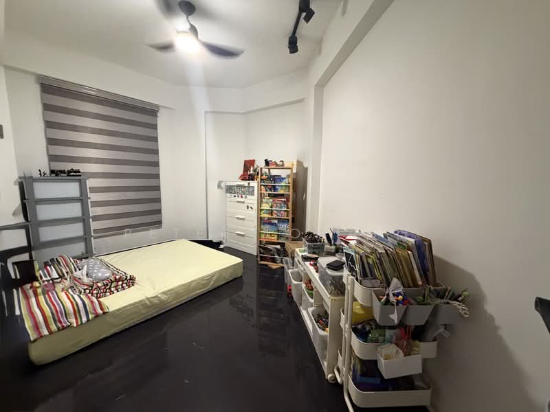 Villa Marina, 21 Jalan Sempadan, 3 Bedrooms, 1,281 sqft, Condominium For Sale, by Peter Loh 彼得, 500169462 - Bedroom 2 - PropertyGuru.com.sg