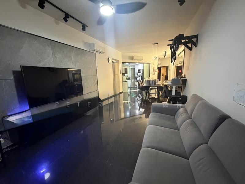 Villa Marina, 21 Jalan Sempadan, 3 Bedrooms, 1,281 sqft, Condominium For Sale, by Peter Loh 彼得, 500169462 - Living Room - PropertyGuru.com.sg