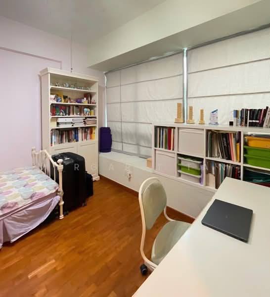 The Stellar, 20A West Coast Road, 3 Bedrooms, 1,324 sqft, Condominium For Sale, by Margaret Tan, 500169463 - Bedroom - PropertyGuru.com.sg