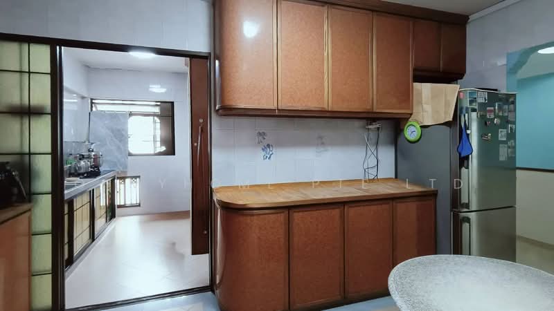 290F Bukit Batok Street 24, 290F Bukit Batok Street 24, 3 Bedrooms, 1,292 sqft, HDB Flat For Sale, by Jayden Saravannan, 500169466 - Kitchen - PropertyGuru.com.sg