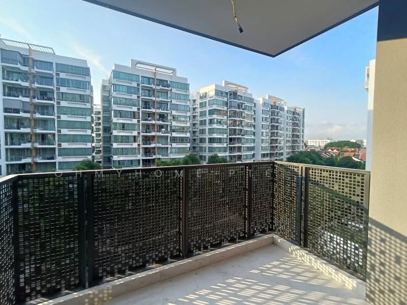 Sceneca Residence, 28 Tanah Merah Kechil Link, 2 Bedrooms, 689 sqft, Condominium For Sale, by EVON NG, 500169467 - Balcony - PropertyGuru.com.sg
