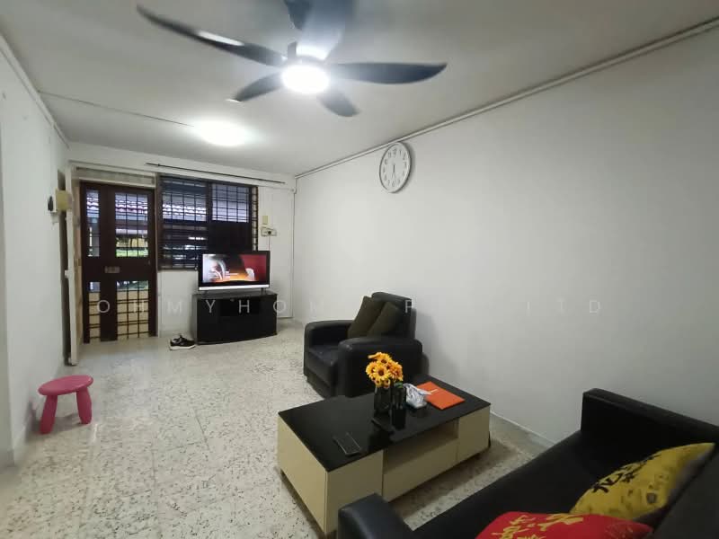 Sceneca Residence, 28 Tanah Merah Kechil Link, 2 Bedrooms, 689 sqft, Condominium For Sale, by EVON NG, 500169467 - Living Room - PropertyGuru.com.sg