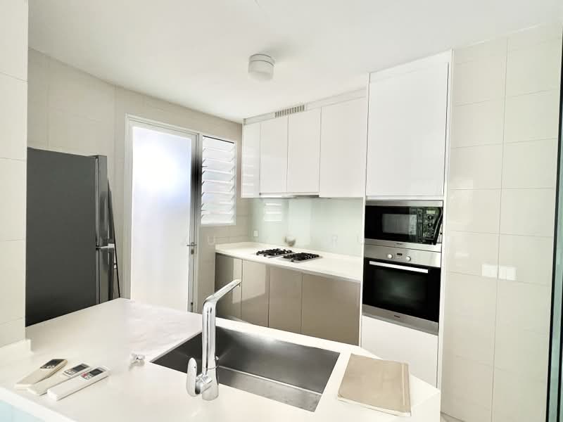 d'Leedon (Former Farrer Court), 5 Leedon Heights, 3 Bedrooms, 1,464 sqft, Condominium For Rent, by Xu Weiru, 500169469 - Kitchen - PropertyGuru.com.sg