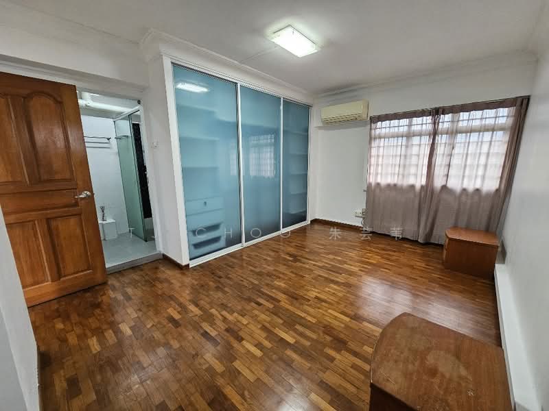 578 Hougang Avenue 4, 578 Hougang Avenue 4, 3 Bedrooms, 1,550 sqft, HDB Flat For Sale, by TJ Choo 朱芸苇, 500169470 - Bedroom - PropertyGuru.com.sg