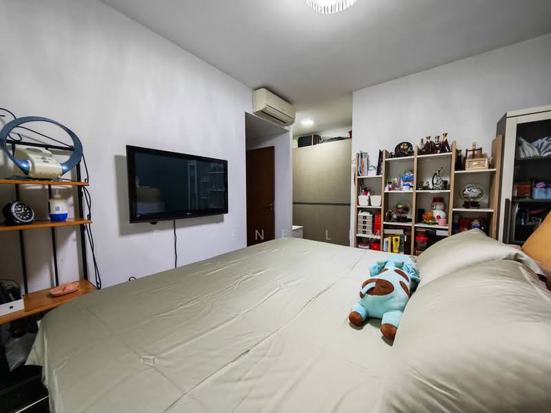 Bellewoods, 100 Woodlands Avenue 5, 3 Bedrooms, 1,066 sqft, Executive Condominium For Sale, by Eugene Lim, 500169479 - Bedroom - PropertyGuru.com.sg