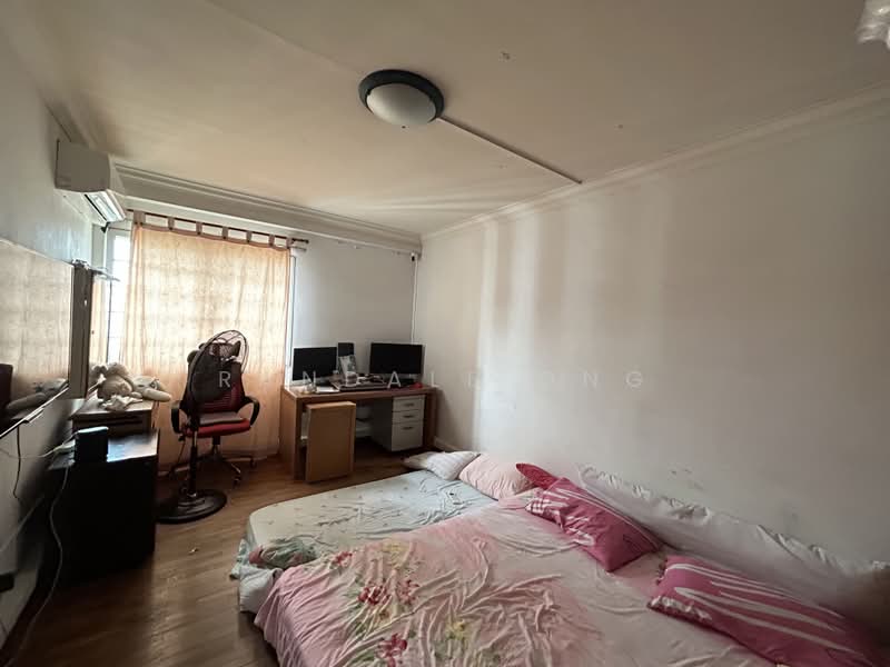 808 Tampines Avenue 4, 808 Tampines Avenue 4, 3 Bedrooms, 1,163 sqft, HDB Flat For Rent, by Randale Ong, 500169489 - Bedroom - PropertyGuru.com.sg