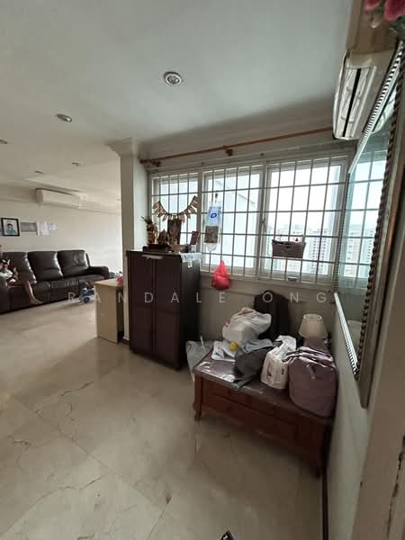 808 Tampines Avenue 4, 808 Tampines Avenue 4, 3 Bedrooms, 1,163 sqft, HDB Flat For Rent, by Randale Ong, 500169489 - Living Room - PropertyGuru.com.sg