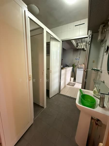 20 Teban Gardens Road, 20 Teban Gardens Road, 2 Bedrooms, 900 sqft, HDB Flat For Rent, by Parthiban R, 500169496 - Bathroom - PropertyGuru.com.sg