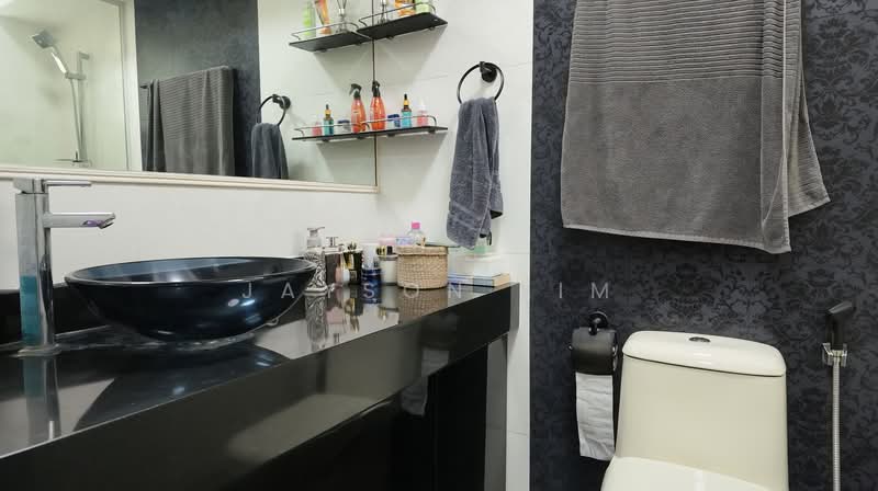 413A Fernvale Link, 413A Fernvale Link, 3 Bedrooms, 1,228 sqft, HDB Flat For Sale, by Jayson Lim, 500169513 - Bathroom - PropertyGuru.com.sg