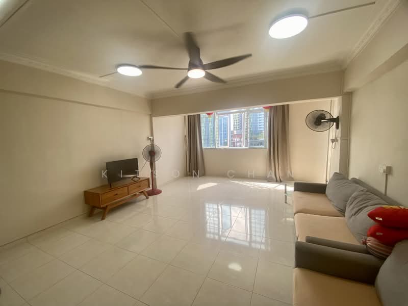 230 Hougang Street 21, Hougang Street 21, 3 Bedrooms, 1,528 sqft, HDB Flat For Sale, by Kitson Chan, 500169514 - Living Room - PropertyGuru.com.sg