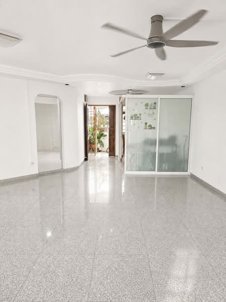 233 Compassvale Walk, 233 Compassvale Walk, 3 Bedrooms, 1,324 sqft, HDB Flat For Sale, by Jade Chan, 500169517 - Living Room - PropertyGuru.com.sg