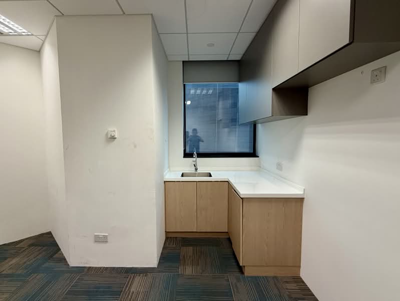 Republic Plaza, 9 Raffles Place, 1,169 sqft, Office For Rent, by Patrick Ong 王鹏若(安仔), 500169520 - Kitchen - CommercialGuru.com.sg