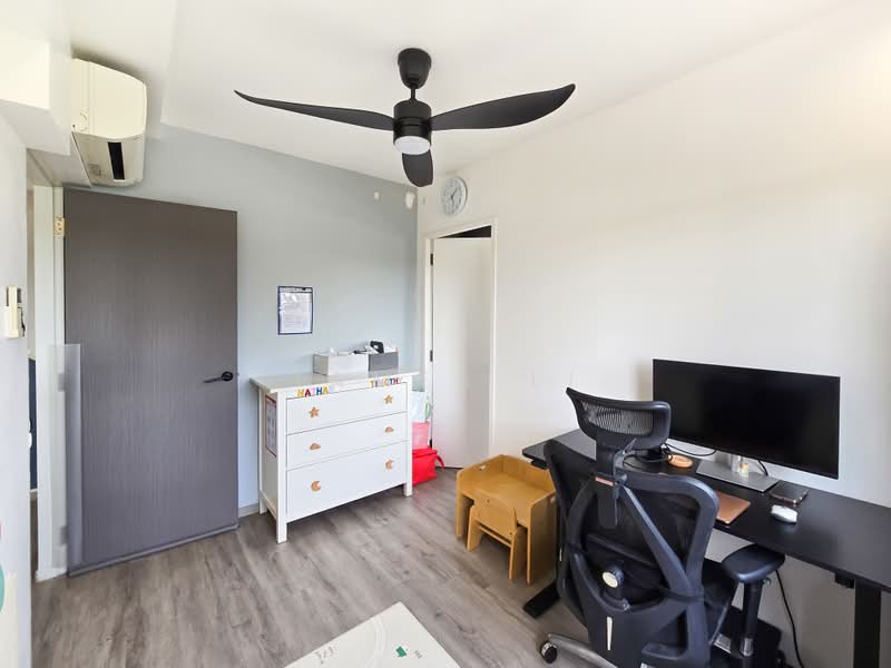 446 Bright Hill Drive, 446 Bright Hill Drive, 3 Bedrooms, 1,324 sqft, HDB Flat For Sale, by James Li, 500169550 - Study - PropertyGuru.com.sg